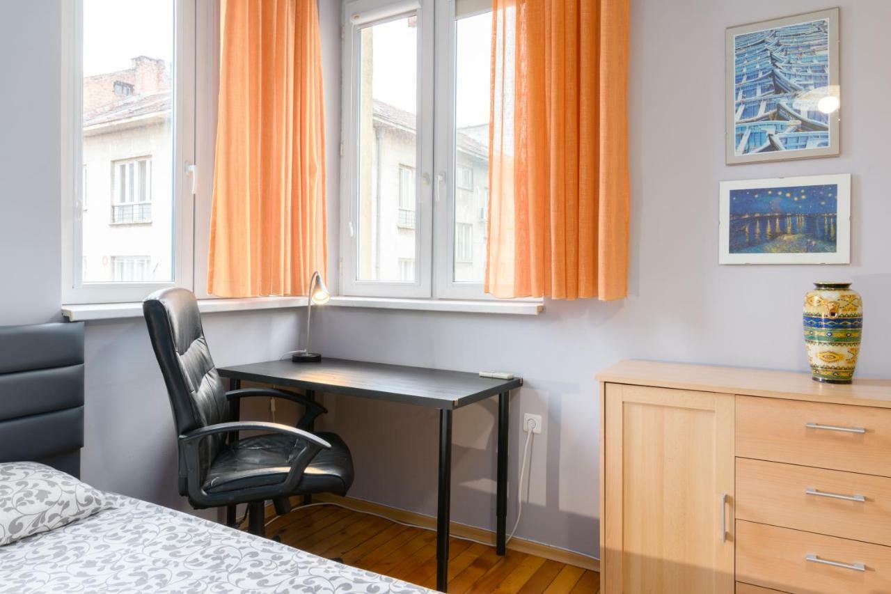 Beautiful Business Apartment- Center By Flat Mаnager Apartemen